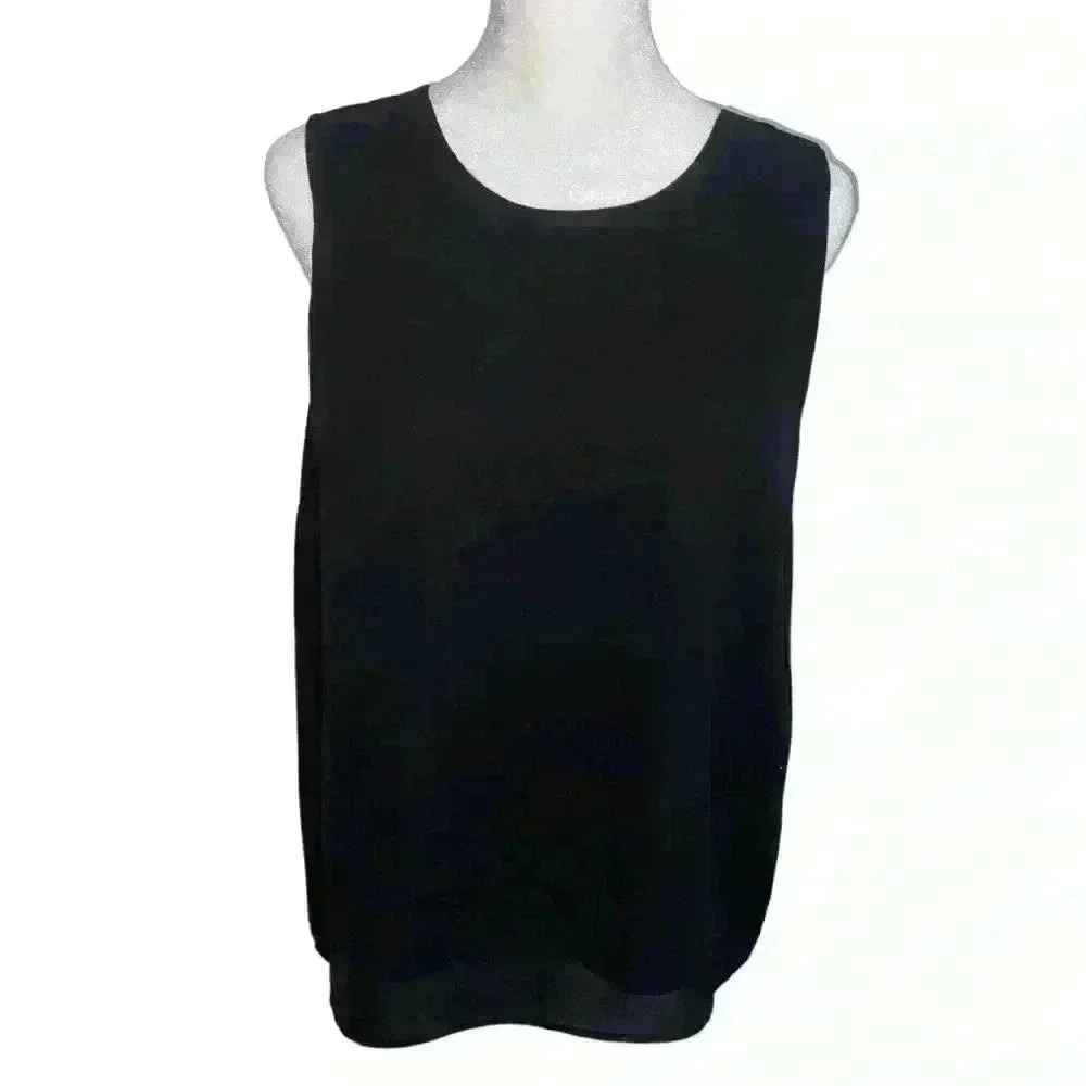 Banana Republic Cropped Ecovero Button Back Top - Picture 4 of 9
